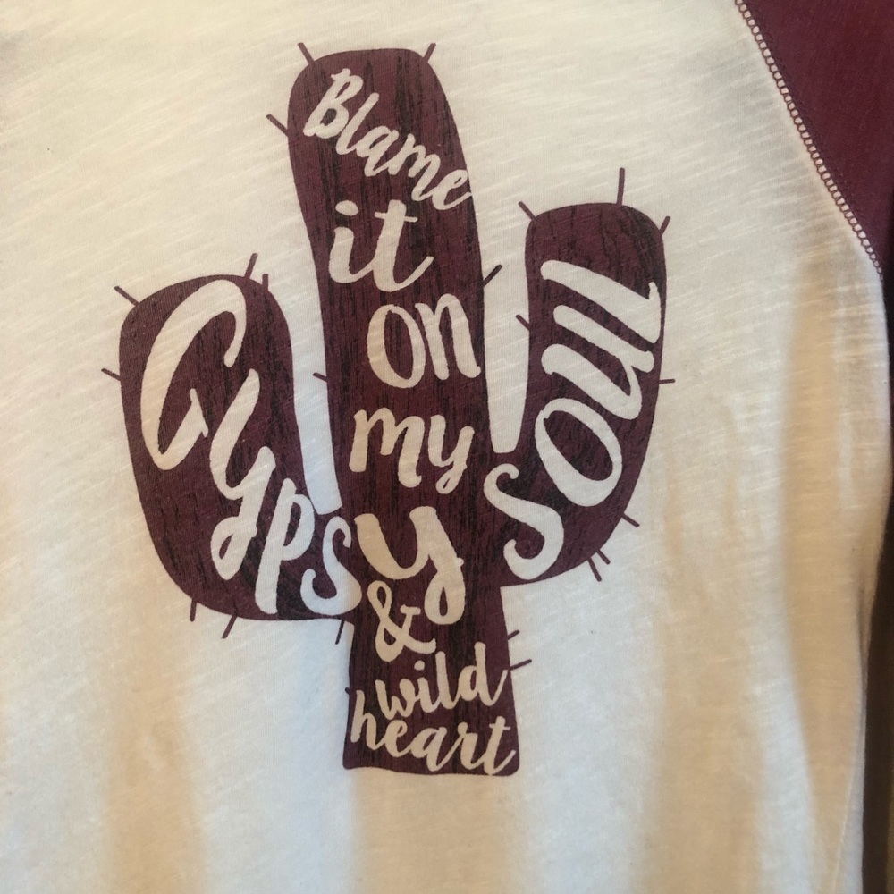 Ariat “Wild Heart Gypsy Soul” Graphic Tee XS - Picture 3 of 5